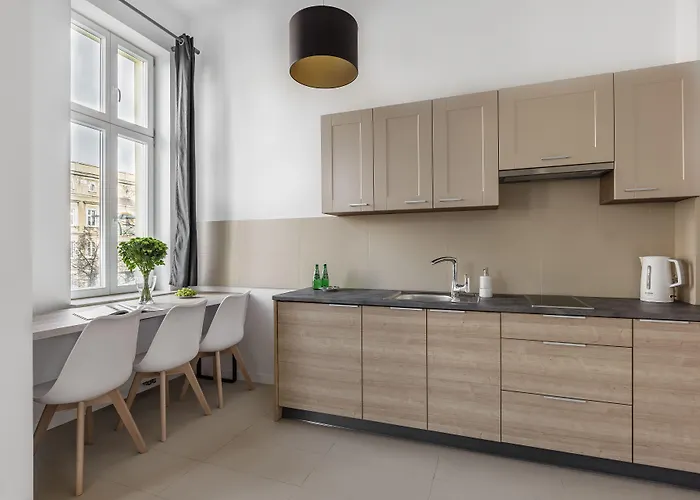 Platinum Aparthotel 4*